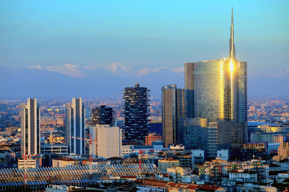 Helicopter charter in Milan Linate